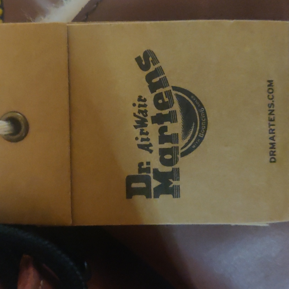 Dr. Martens 1460 8-Eye Serena Boot - Saddle Tan. Size 6 - Picture 12 of 15